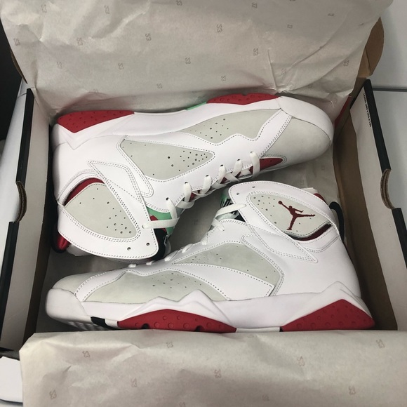 Air Jordan 7 Retro “Hare”